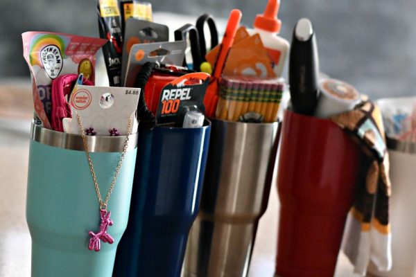 Make These DIY Tumbler Gift Basket Ideas for Any Occasion