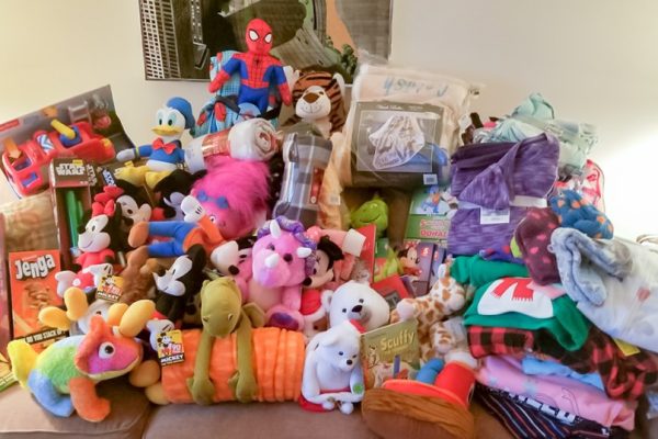 9 Ways to Bring Joy to Families in Need This Christmas
