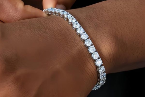 White Gold Diamond Tennis Bracelet Just $13.99 on Amazon