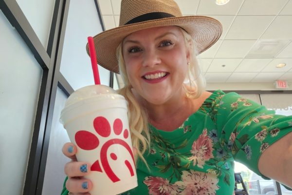 Chick-fil-A’s Banana Pudding Milkshake & Honey Pepper Pimento Sandwich are Back!
