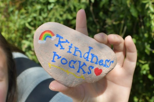 33 Simple Ways to Share Random Acts of Kindness