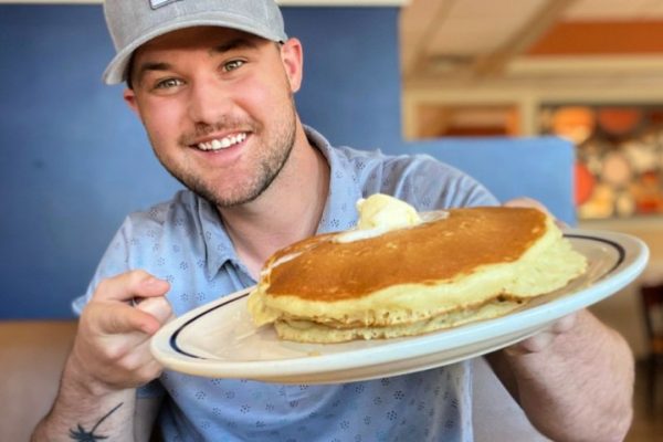FREE IHOP Buttermilk Pancakes Short Stack (Today ONLY)