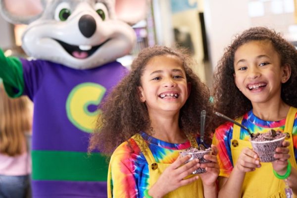 FREE Cookie Crunch Dippin’ Dots at Chuck E. Cheese on May 14th Only (Get Coupon Now)