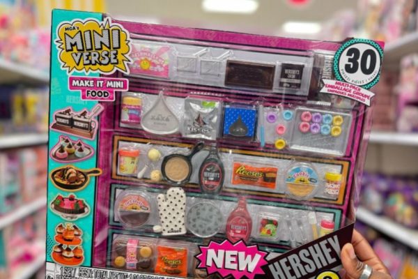 MGA’s Miniverse Make It Mini Hershey’s Multipack Only $9 on Amazon