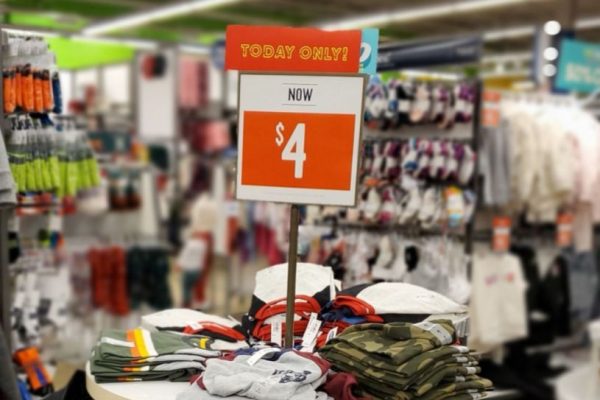 Old Navy Tees from $4 – Today ONLY!