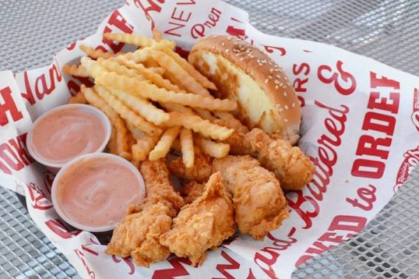 Best Cheap Eats This Week | Raising Canes, Starbucks, Applebees, + Much More