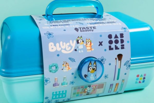 Bluey x Caboodles Makeup Organizer 12-Piece Set Just $24.98 on Walmart.com