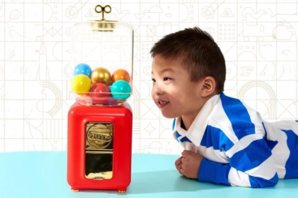 FAO Schwarz Toy Vending Machine Only $14.99 on Target.com – Includes 12 Mystery Toys!