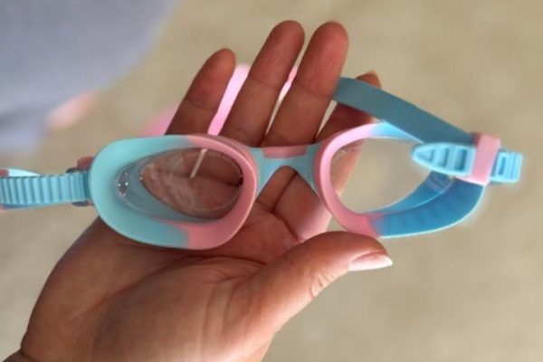 50% Off Kids Leak-Proof Swim Goggles – ONLY $8.49 on Amazon